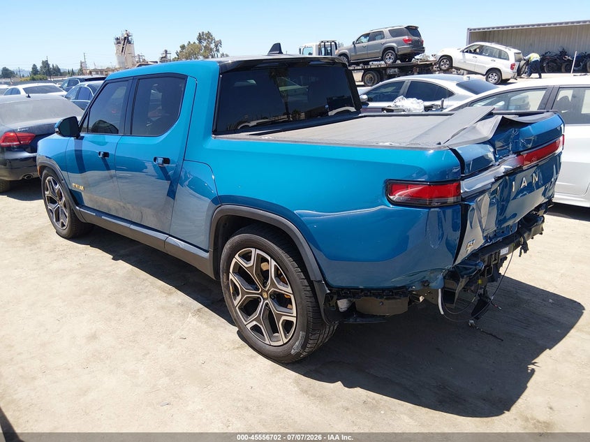 2022 Rivian R1t VIN 7FCTGAAAXNN006415 IAAI salvage auction — REAR END, Salvage (California), sold $20,900 on 2026-08-06 (photo 3)