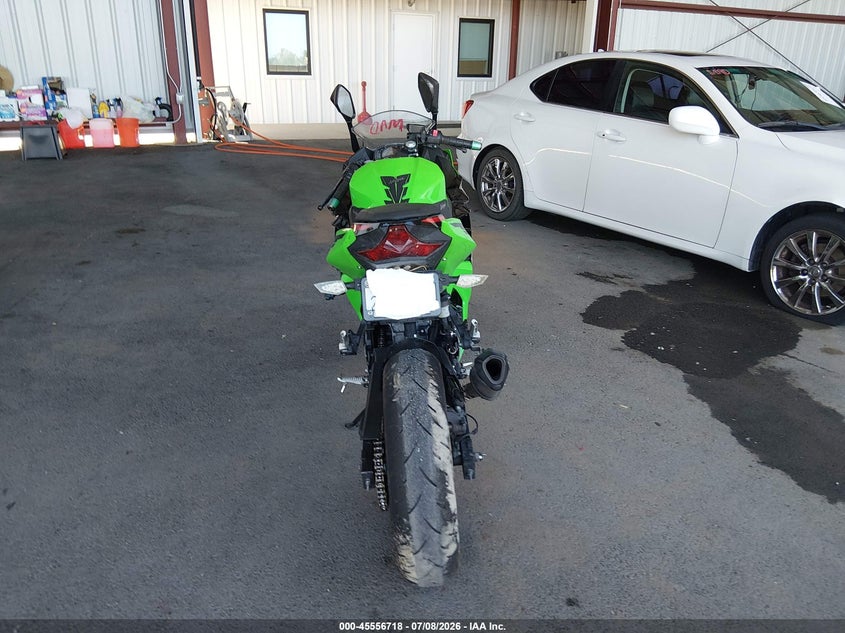 2023 Kawasaki Ninja VIN JKAEXKG1XPDAK7959 IAAI salvage auction — RIGHT SIDE, Salvage (California), sold $875 on 2026-07-28 (photo 6)