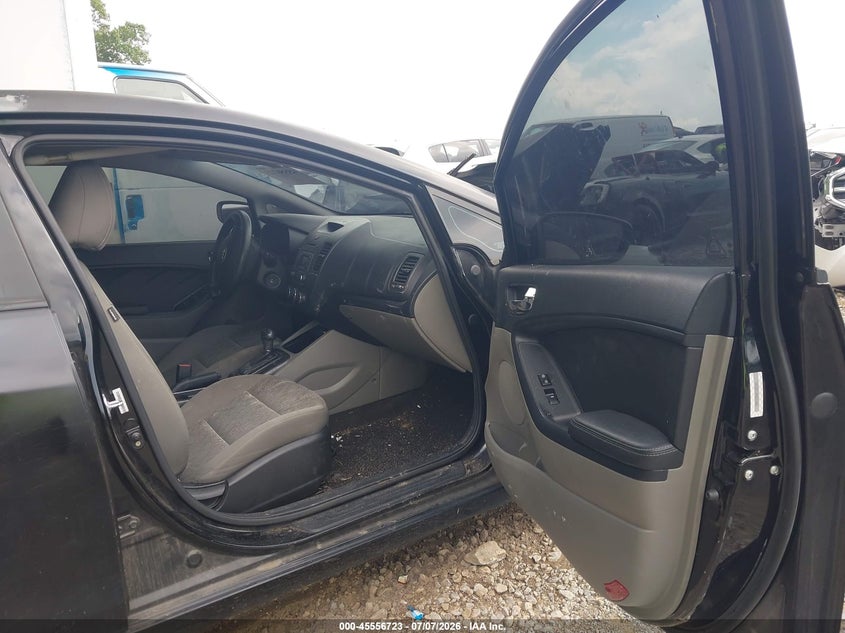 2015 Kia Forte VIN KNAFK4A64F5346544 IAAI salvage auction — ALL OVER, Salvage (Tennessee), sold $25 on 2026-07-30 (photo 5)