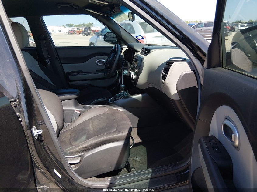 2015 Kia Soul VIN KNDJN2A2XF7187362 IAAI salvage auction — NORMAL WEAR, Original (Texas), sold $225 on 2026-07-28 (photo 5)