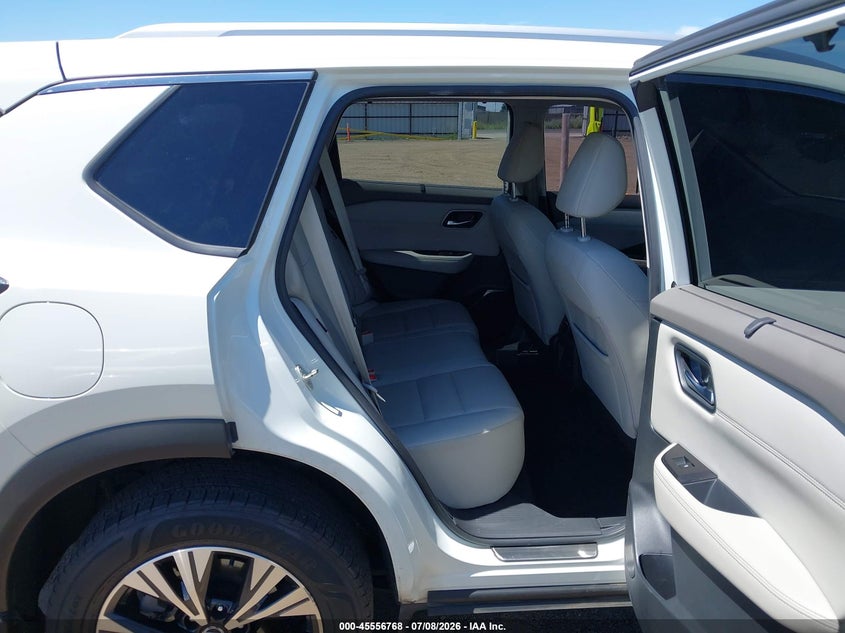 2021 Nissan Rogue VIN JN8AT3BB7MW233991 IAAI salvage auction — FRONT END, Salvage Title, sold $6,100 on 2026-07-28 (photo 8)