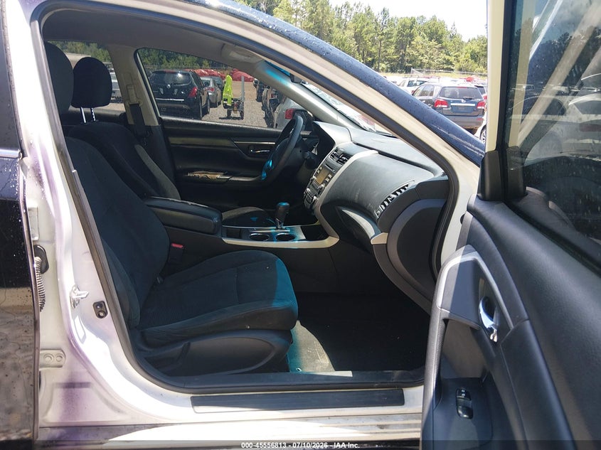 2015 Nissan Altima VIN 1N4AL3AP2FC292417 IAAI salvage auction — NORMAL WEAR, Clear (Mississippi), sold $1,250 on 2026-08-03 (photo 5)