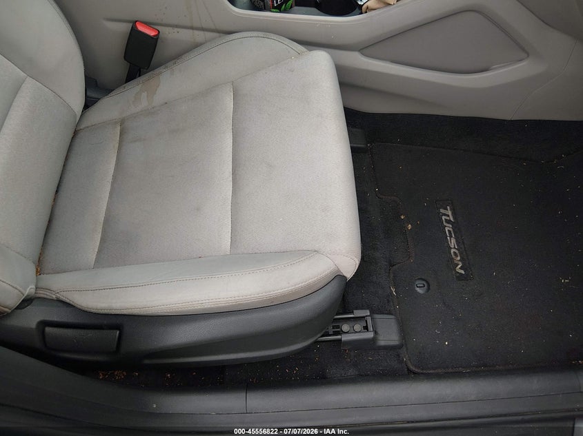 2018 Hyundai Tucson VIN KM8J3CA29JU751651 IAAI salvage auction — NORMAL WEAR, Clear (Montana), sold $950 on 2026-07-30 (photo 5)