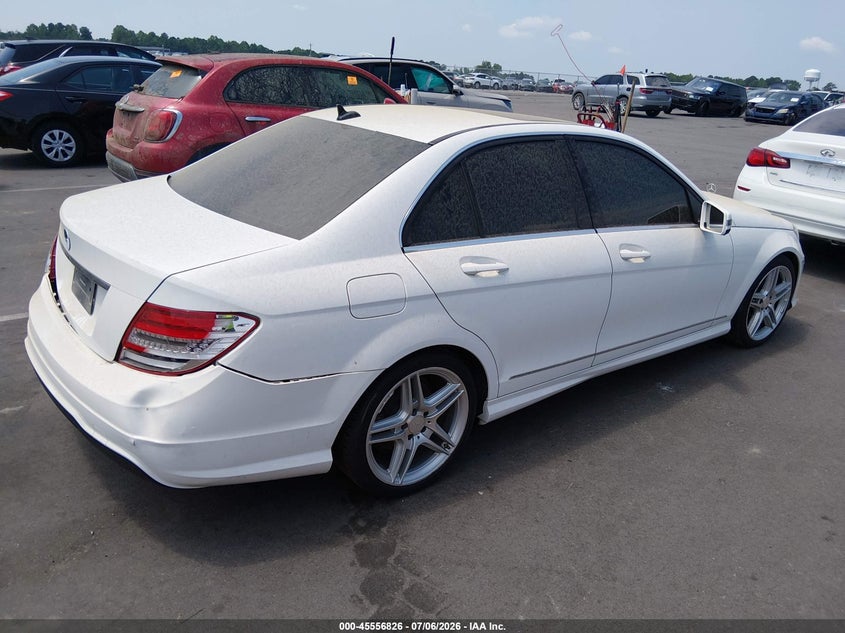 2013 Mercedes-benz C-klasse VIN WDDGF4HB1DR253006 IAAI salvage auction — NORMAL WEAR, Clear (North Carolina), sold $1,300 on 2026-07-15 (photo 4)