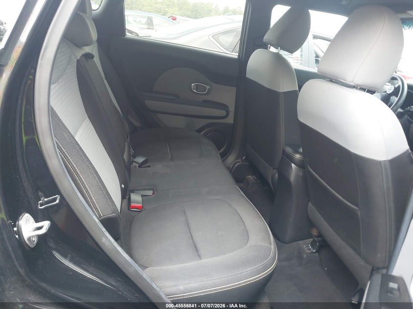 2015 Kia Soul VIN KNDJP3A52F7184093 IAAI salvage auction — NORMAL WEAR, Clear (Georgia), sold $1,050 on 2026-07-28 (photo 8)
