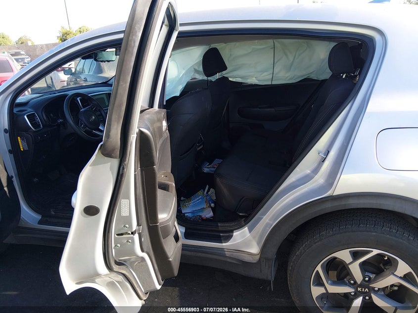 2020 Kia Sportage VIN KNDPM3AC3L7802678 IAAI salvage auction — RIGHT FRONT, Salvage Certificate (California), sold $700 on 2026-07-24 (photo 8)