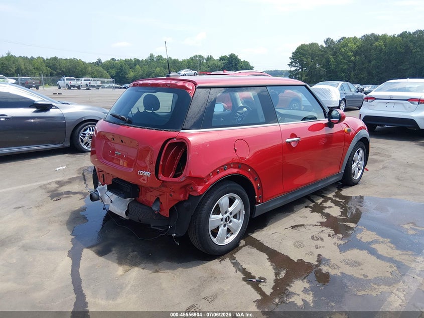 2014 Mini Hard top VIN WMWXM5C5XET934886 IAAI salvage auction — REAR END, Salvage (North Carolina), sold $875 on 2026-08-06 (photo 4)