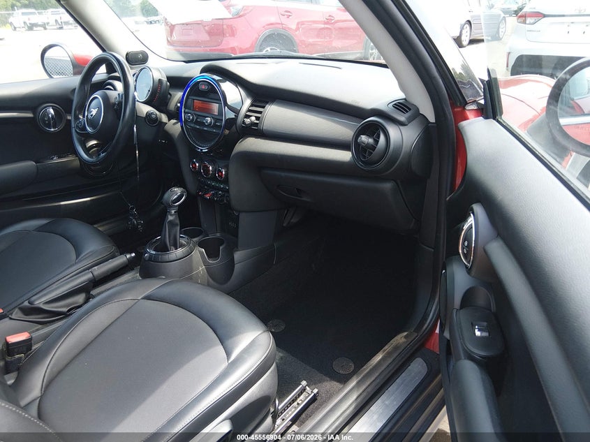2014 Mini Hard top VIN WMWXM5C5XET934886 IAAI salvage auction — REAR END, Salvage (North Carolina), sold $875 on 2026-08-06 (photo 5)