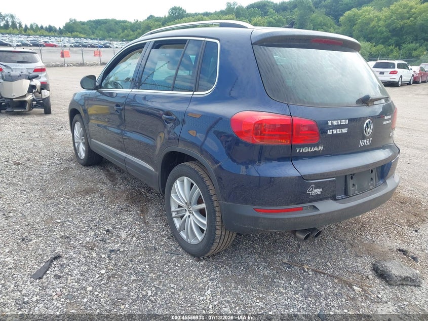 2012 Volkswagen Tiguan VIN WVGBV7AX8CW508048 IAAI salvage auction — NORMAL WEAR, Clear (Illinois), sold $475 on 2026-07-29 (photo 3)