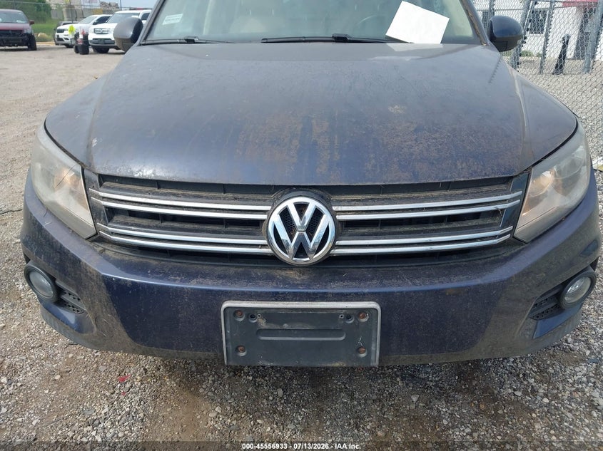 2012 Volkswagen Tiguan VIN WVGBV7AX8CW508048 IAAI salvage auction — NORMAL WEAR, Clear (Illinois), sold $475 on 2026-07-29 (photo 6)