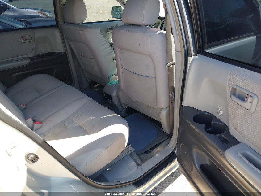 2005 Toyota Highlander VIN JTEDP21A850060756 IAAI salvage auction — NORMAL WEAR, Clear (Washington), sold $500 on 2026-07-29 (photo 8)