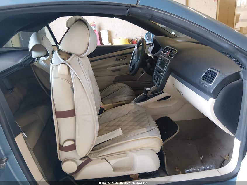 2008 Volkswagen Eos VIN WVWBA71F78V023419 IAAI salvage auction — NORMAL WEAR, Clear (Tennessee), sold $350 on 2026-07-20 (photo 5)
