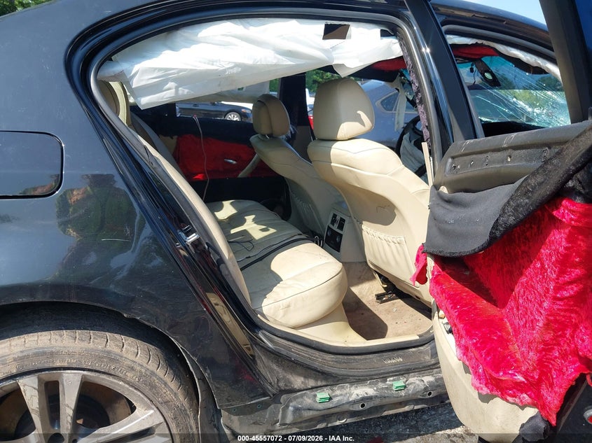 2008 BMW 5 series VIN WBANV93598CW56501 IAAI salvage auction — FRONT & REAR, Salvage (Ohio), sold $275 on 2026-08-05 (photo 8)