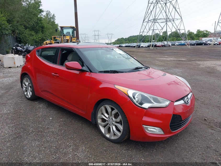 2013 Hyundai Veloster VIN KMHTC6AD5DU099692 IAAI salvage auction — NORMAL WEAR, Clear (Pennsylvania), sold $750 on 2026-07-31 (photo 1)