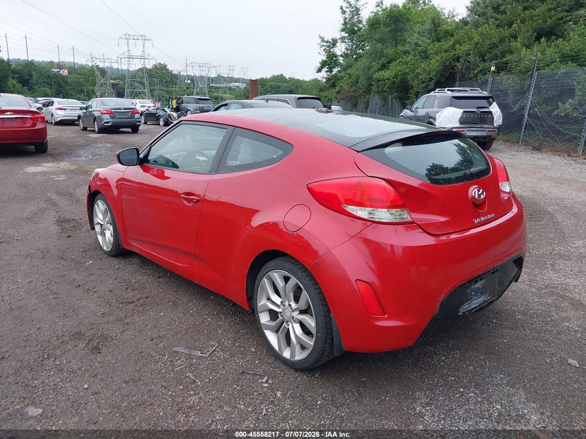 2013 Hyundai Veloster VIN KMHTC6AD5DU099692 IAAI salvage auction — NORMAL WEAR, Clear (Pennsylvania), sold $750 on 2026-07-31 (photo 3)
