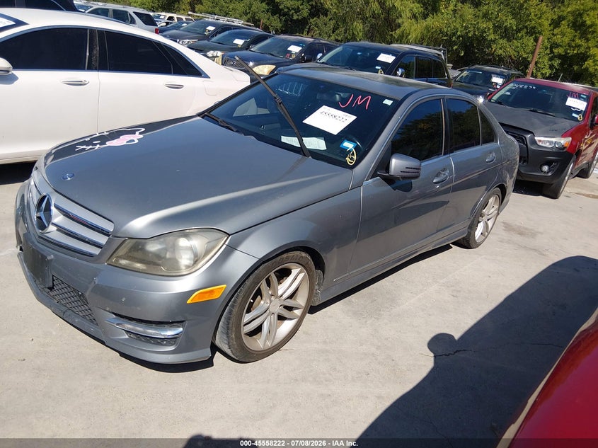 2013 Mercedes-benz C class VIN WDDGF4HBXDR273321 IAAI salvage auction — NORMAL WEAR, Original (Texas), sold $1,200 on 2026-07-29 (photo 2)