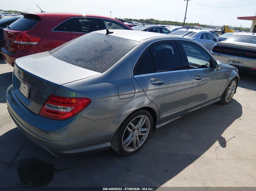 2013 Mercedes-benz C class VIN WDDGF4HBXDR273321 IAAI salvage auction — NORMAL WEAR, Original (Texas), sold $1,200 on 2026-07-29 (photo 4)