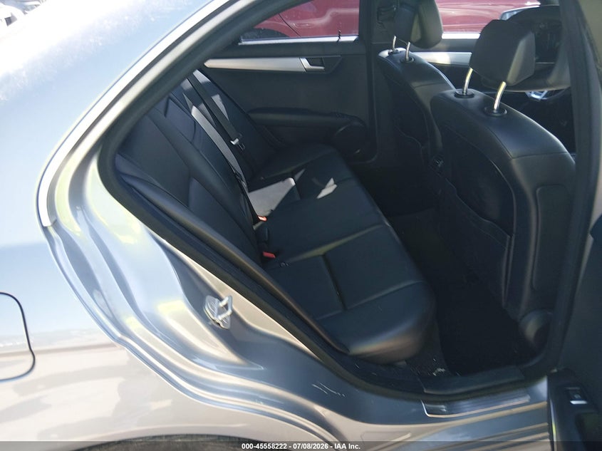 2013 Mercedes-benz C class VIN WDDGF4HBXDR273321 IAAI salvage auction — NORMAL WEAR, Original (Texas), sold $1,200 on 2026-07-29 (photo 8)