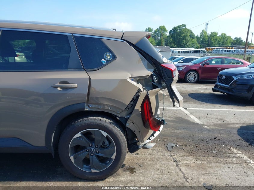 2024 Nissan Rogue VIN JN8BT3BB8RW440398 IAAI salvage auction — REAR END, Salvage (North Carolina), sold $25 on 2026-08-01 (photo 6)