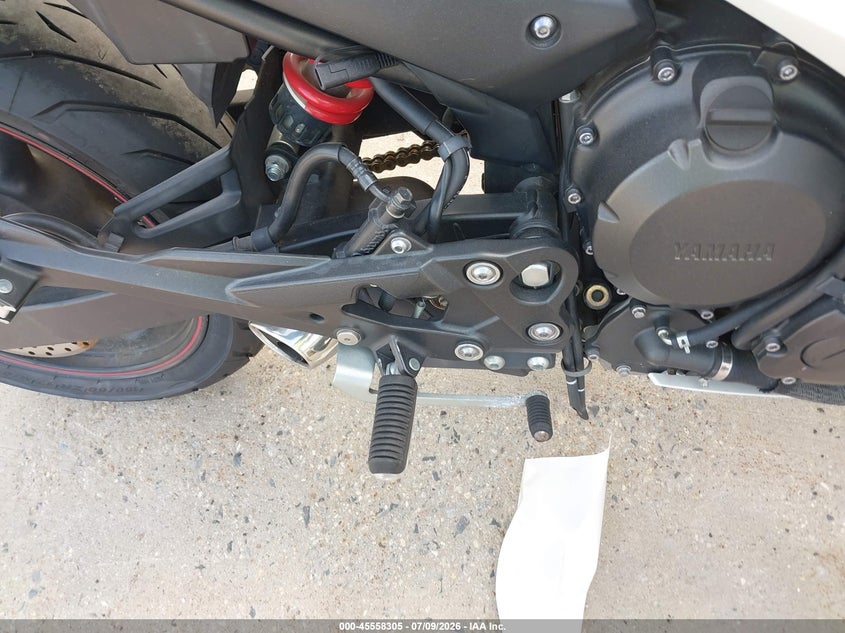 2009 Yamaha Fz6 VIN JYARJ18E19A004118 IAAI salvage auction — RIGHT SIDE, Salvage (Massachusetts), sold $650 on 2026-08-22 (photo 8)