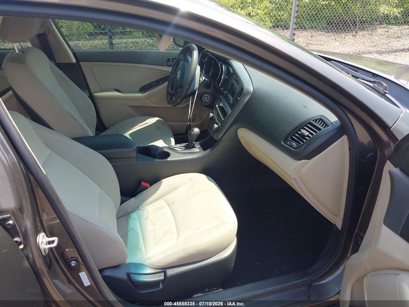 2013 Kia Optima VIN 5XXGM4A7XDG183319 IAAI salvage auction — NORMAL WEAR, Clear (Pennsylvania), sold $500 on 2026-07-28 (photo 5)