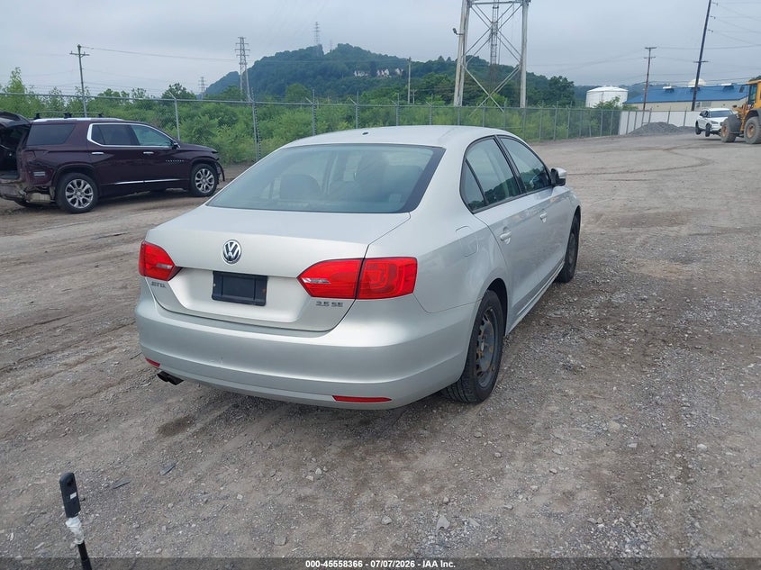 2011 Volkswagen Jetta VIN 3VWDZ7AJ8BM381309 IAAI salvage auction — FRONT END, Salvage (Pennsylvania), sold $550 on 2026-07-31 (photo 4)
