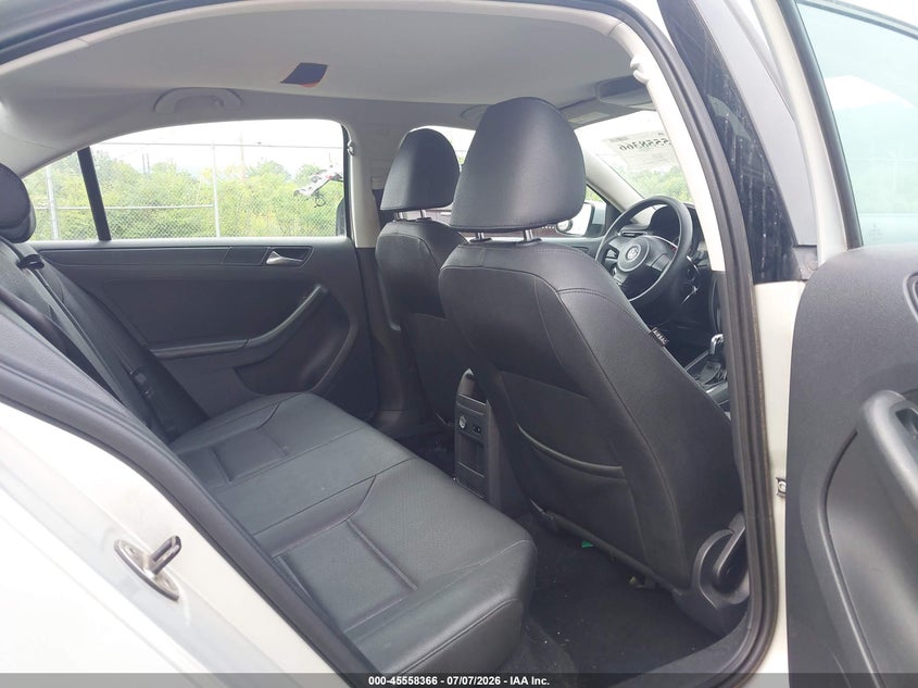 2011 Volkswagen Jetta VIN 3VWDZ7AJ8BM381309 IAAI salvage auction — FRONT END, Salvage (Pennsylvania), sold $550 on 2026-07-31 (photo 8)