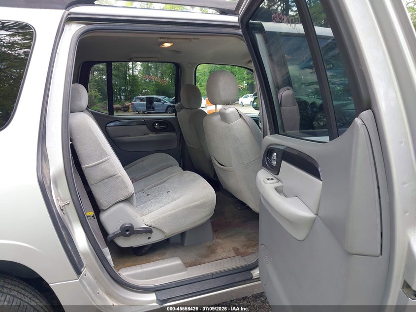 2005 Gmc Envoy VIN 1GKES16S256153468 IAAI salvage auction — FRONT & REAR, Clear (Virginia), sold $350 on 2026-07-25 (photo 8)
