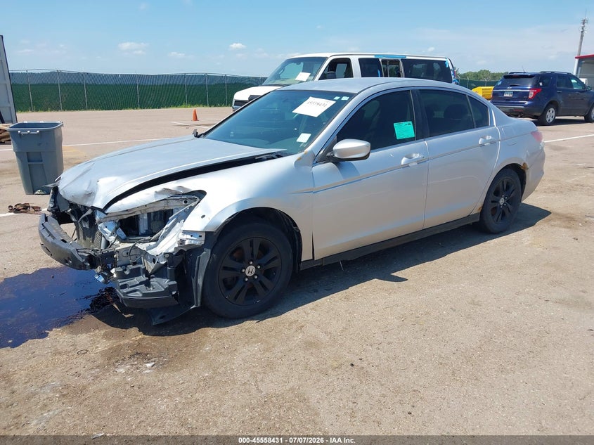 2008 Honda Accord VIN JHMCP26408C047102 IAAI salvage auction — MECHANICAL, Regular (South Dakota), sold $450 on 2026-07-28 (photo 2)