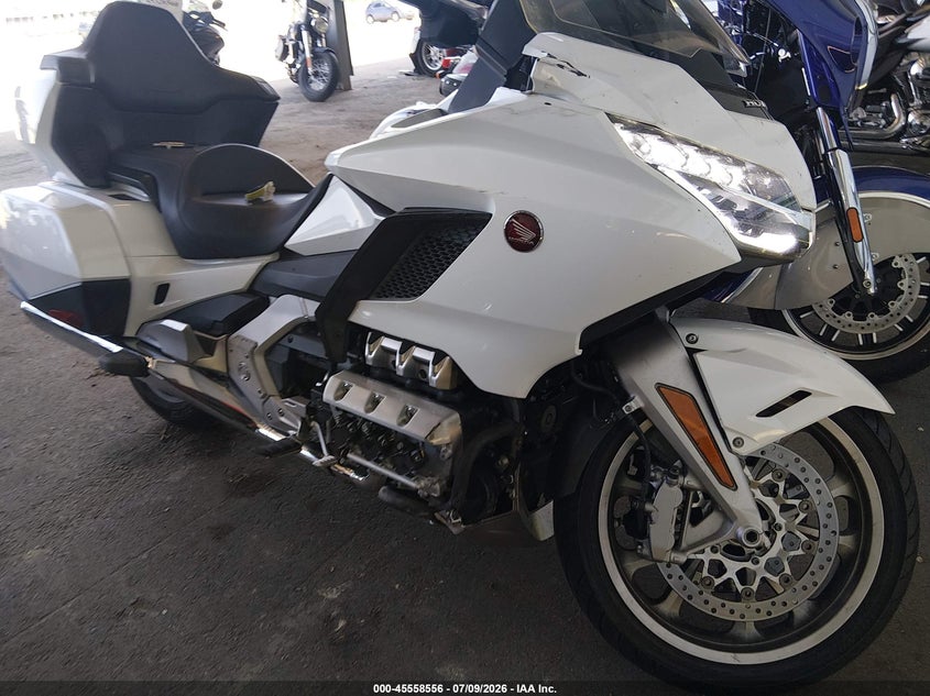 2018 Honda Gl1800c VIN JH2SC7907JK001087 — IAAI salvage auction photo