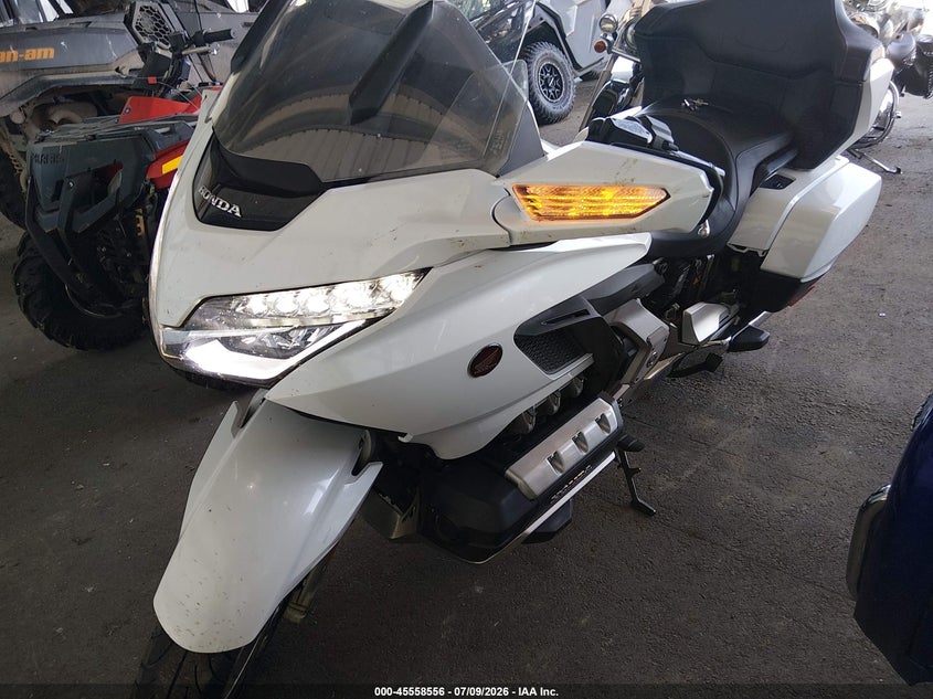 2018 Honda Gl1800c VIN JH2SC7907JK001087 IAAI salvage auction — FRONT END, Salvage (Minnesota), sold $10,500 on 2026-09-02 (photo 2)