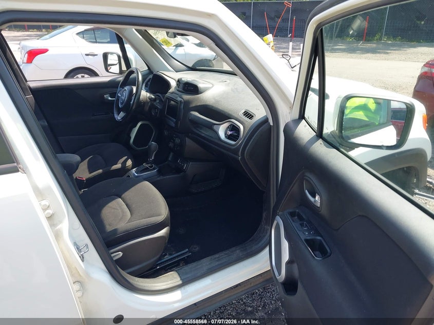 2018 Jeep Renegade VIN ZACCJABB9JPG70575 IAAI salvage auction — LEFT FRONT, Clear (South Carolina), sold $1,900 on 2026-08-13 (photo 5)
