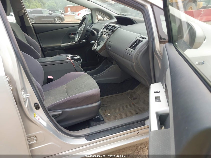 2013 Toyota Prius v VIN JTDZN3EU4D3210398 IAAI salvage auction — NORMAL WEAR, Clear-Dealer Only (West Virginia), sold $1,450 on 2026-07-23 (photo 5)