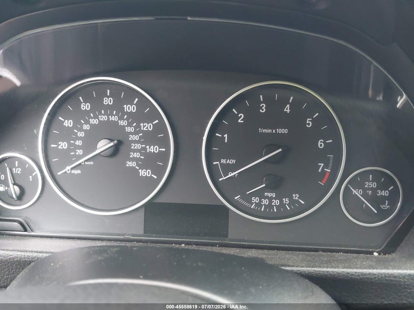 2013 BMW 3er VIN WBA3B3G54DNR79537 IAAI salvage auction — NORMAL WEAR, Original (Vermont), sold $425 on 2026-07-31 (photo 7)
