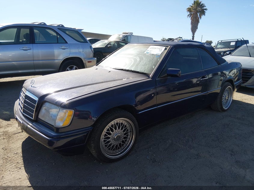 1995 Mercedes-benz E-class VIN WDBEA66E6SC172512 IAAI salvage auction — VANDALISM, Salvage (California), sold $7,700 on 2026-08-12 (photo 2)
