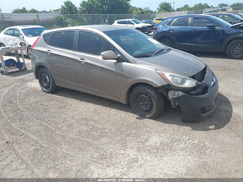 2014 Hyundai Accent VIN KMHCT5AE7EU145804 IAAI salvage auction — FRONT END, Clear (Florida), sold $375 on 2026-07-29 (photo 1)