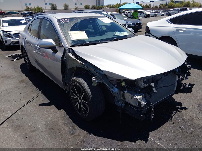 2021 Toyota Camry VIN 4T1T11AK1MU524624 IAAI salvage auction — RIGHT FRONT, Salvage Certificate (California), sold $6,900 on 2026-07-22 (photo 1)