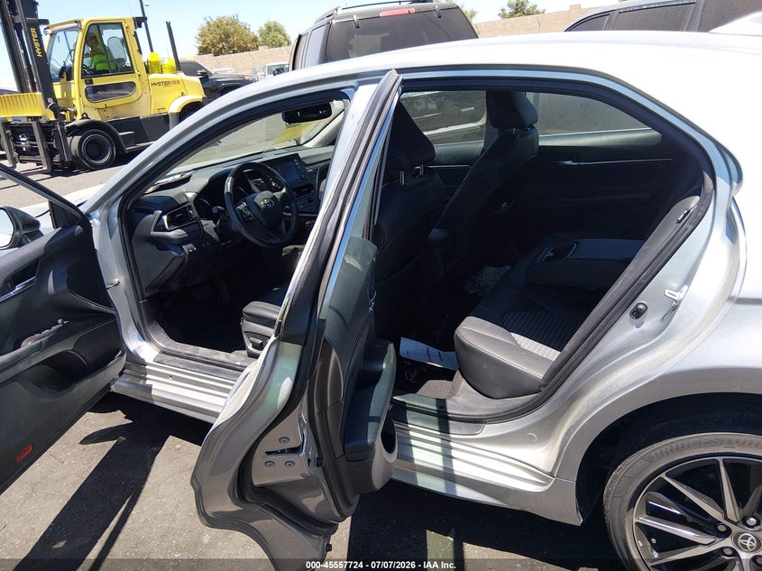 2021 Toyota Camry VIN 4T1T11AK1MU524624 IAAI salvage auction — RIGHT FRONT, Salvage Certificate (California), sold $6,900 on 2026-07-22 (photo 8)