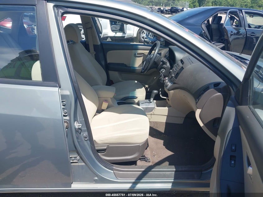 2009 Hyundai Elantra VIN KMHDU46D59U757937 IAAI salvage auction — LEFT FRONT, Clear (Massachusetts), sold $450 on 2026-07-12 (photo 5)