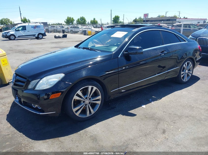 2011 Mercedes-benz E-klasse VIN WDDKJ5GB7BF077044 IAAI salvage auction — RIGHT SIDE, Salvage (California), sold $925 on 2026-08-01 (photo 2)