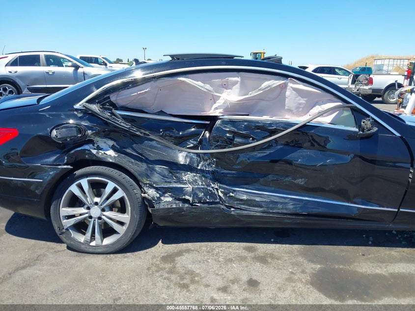 2011 Mercedes-benz E-klasse VIN WDDKJ5GB7BF077044 IAAI salvage auction — RIGHT SIDE, Salvage (California), sold $925 on 2026-08-01 (photo 6)