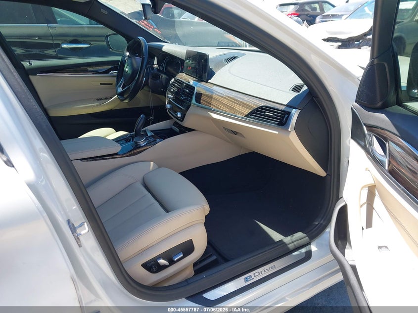 2018 BMW 5er VIN WBAJA9C57JB033514 IAAI salvage auction — FRONT END, Salvage Title, sold $3,550 on 2026-07-18 (photo 5)