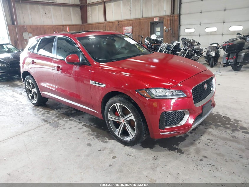2019 Jaguar F-pace VIN SADCM2FVXKA392776 IAAI salvage auction — NORMAL WEAR, Clear (New York), sold $4,000 on 2026-07-22 (photo 1)