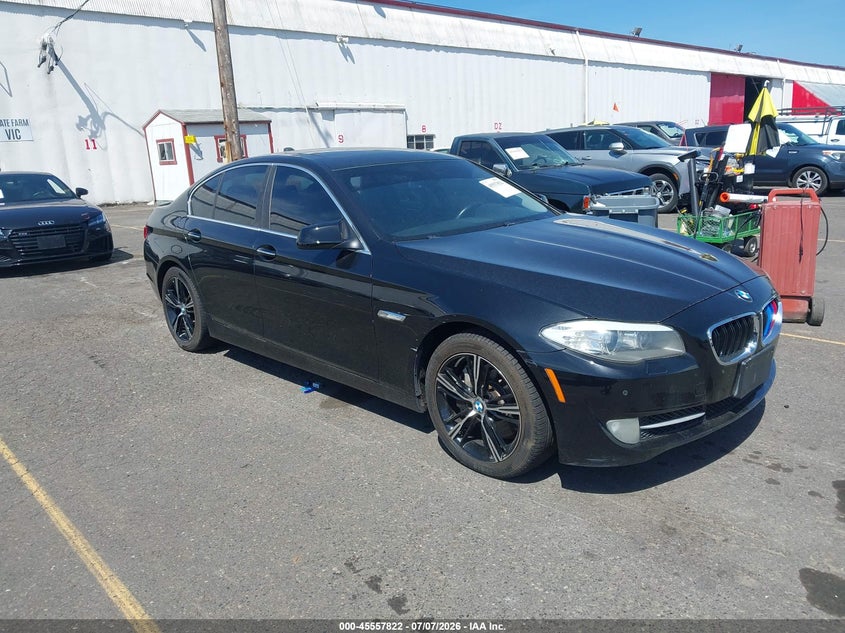 2013 BMW 5er VIN WBAFU9C53DDY70587 IAAI salvage auction — NORMAL WEAR, Clear-Dealer Only (Washington), sold $1,400 on 2026-07-16 (photo 1)