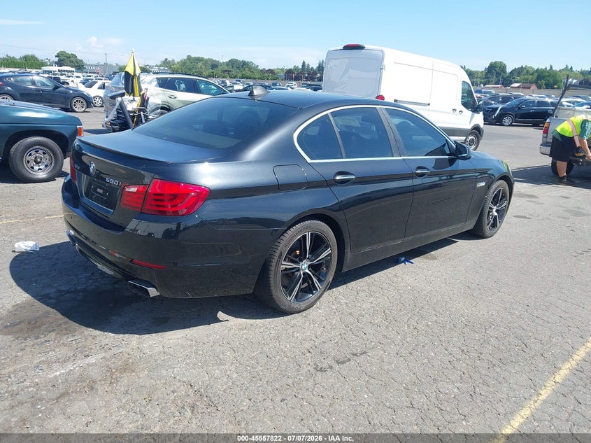 2013 BMW 5er VIN WBAFU9C53DDY70587 IAAI salvage auction — NORMAL WEAR, Clear-Dealer Only (Washington), sold $1,400 on 2026-07-16 (photo 4)