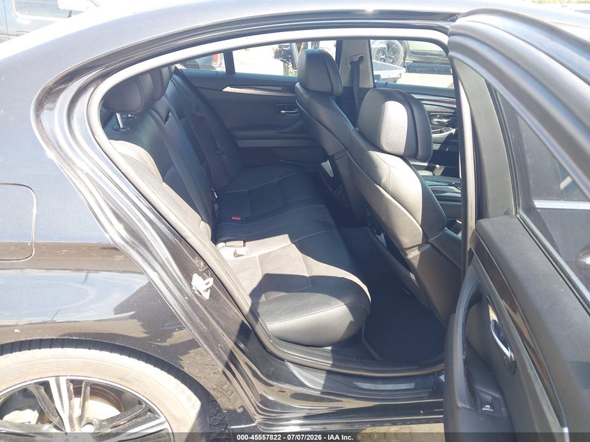 2013 BMW 5er VIN WBAFU9C53DDY70587 IAAI salvage auction — NORMAL WEAR, Clear-Dealer Only (Washington), sold $1,400 on 2026-07-16 (photo 8)