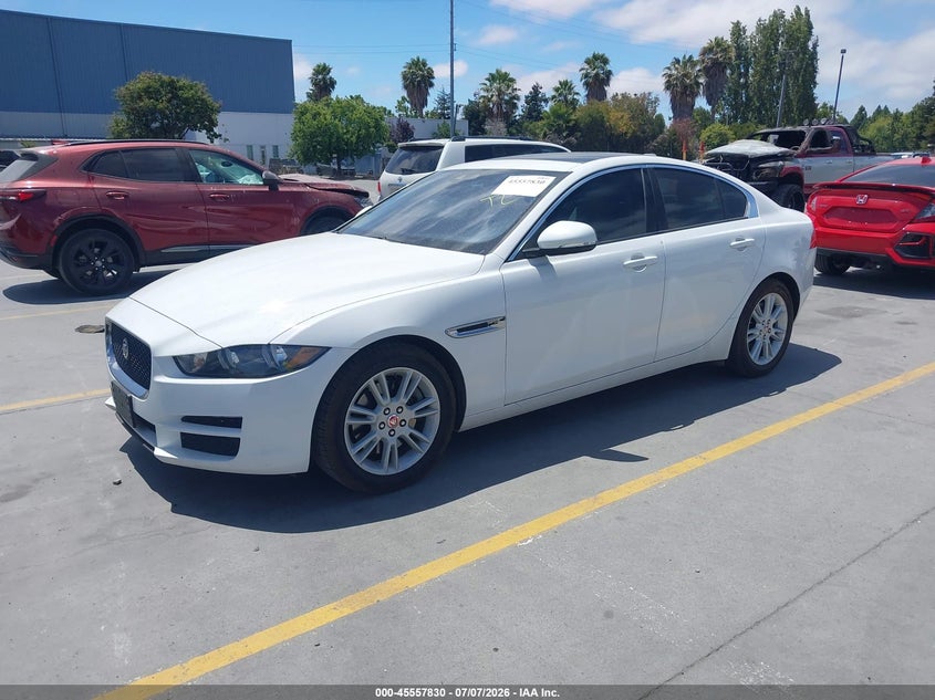 2017 Jaguar Xe VIN SAJAD4BG1HA965953 IAAI salvage auction — SIDE, Salvage Title, sold $525 on 2026-07-29 (photo 2)