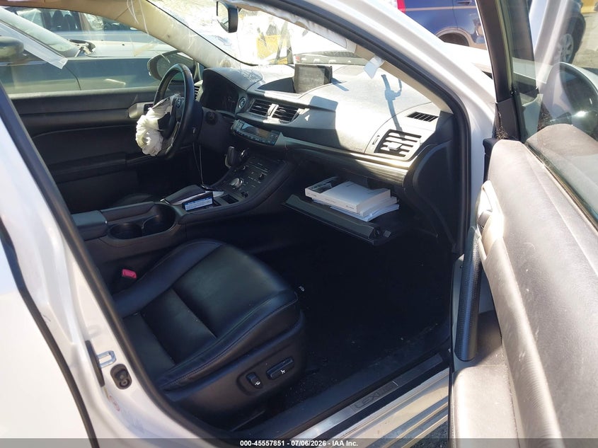 2014 Lexus Ct VIN JTHKD5BH4E2208468 IAAI salvage auction — FRONT END, Salvage Title, sold $2,350 on 2026-07-30 (photo 5)