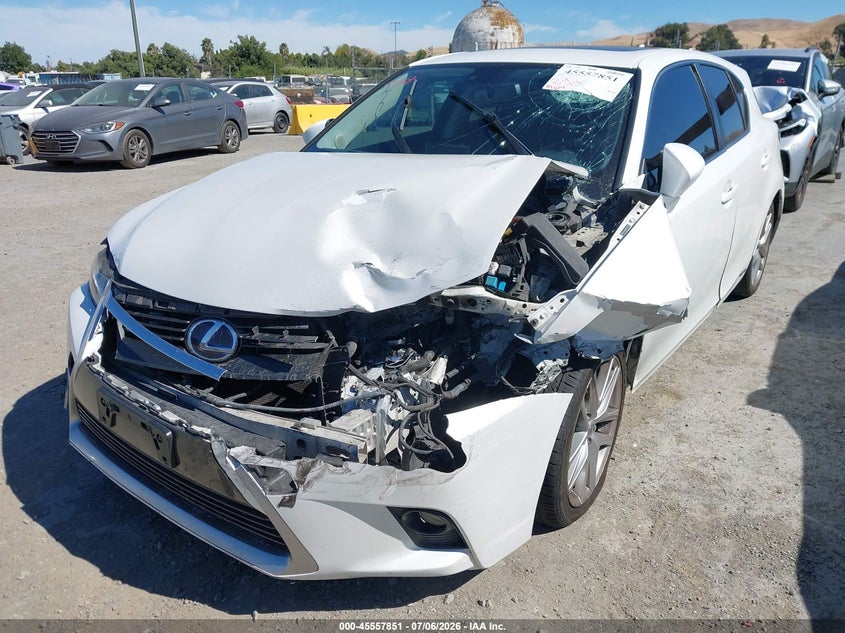 2014 Lexus Ct VIN JTHKD5BH4E2208468 IAAI salvage auction — FRONT END, Salvage Title, sold $2,350 on 2026-07-30 (photo 6)