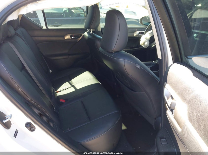 2014 Lexus Ct VIN JTHKD5BH4E2208468 IAAI salvage auction — FRONT END, Salvage Title, sold $2,350 on 2026-07-30 (photo 8)
